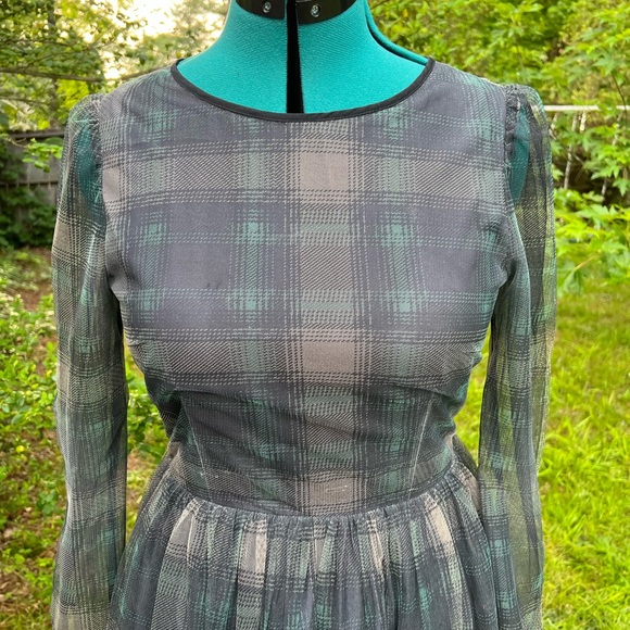 Red Valentino Green And black plaid Lace Dress - Picture 2 of 11